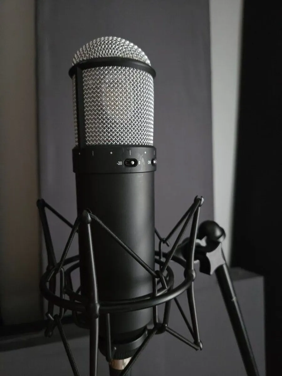 universal audio sphere dlx. Brand new - Image 2