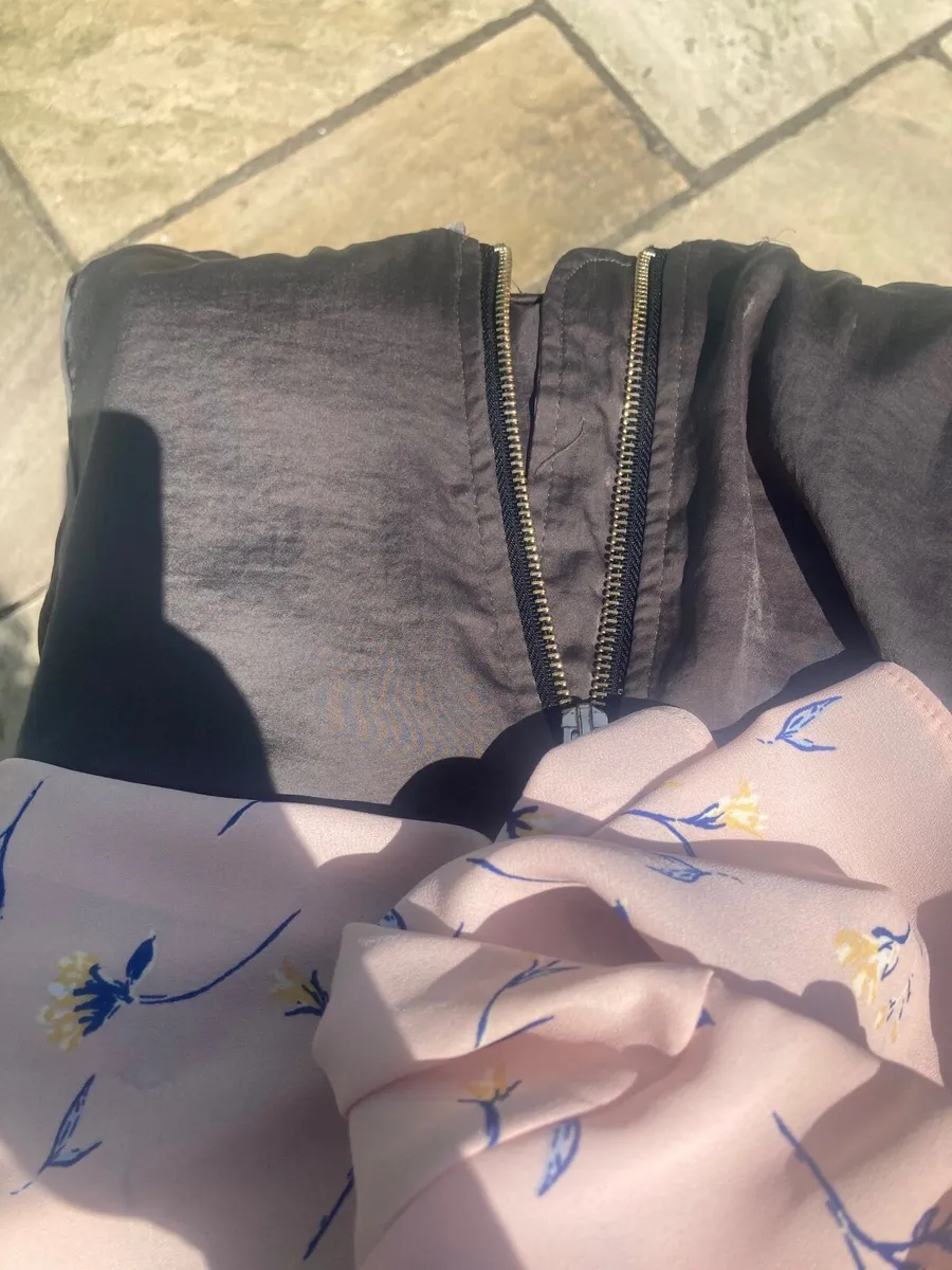 🔥 Reseller Clothing Bundle – Size XS – 8 Items 🔥 - Image 4