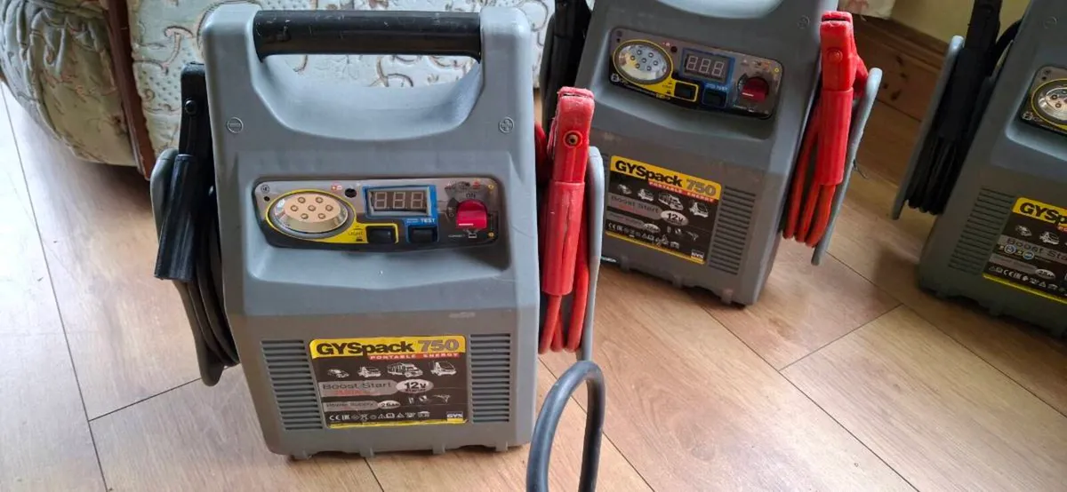 Battery booster pack, jump starter - Image 2