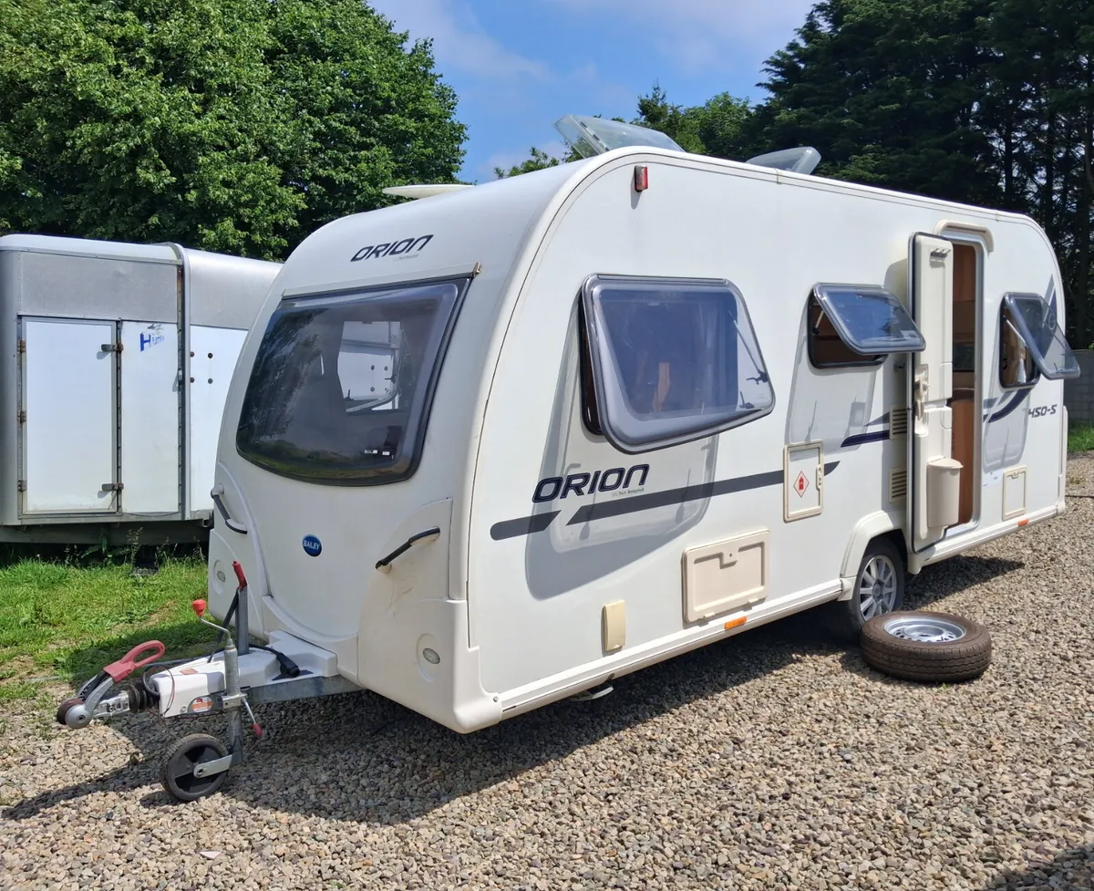 Caravan - Image 3