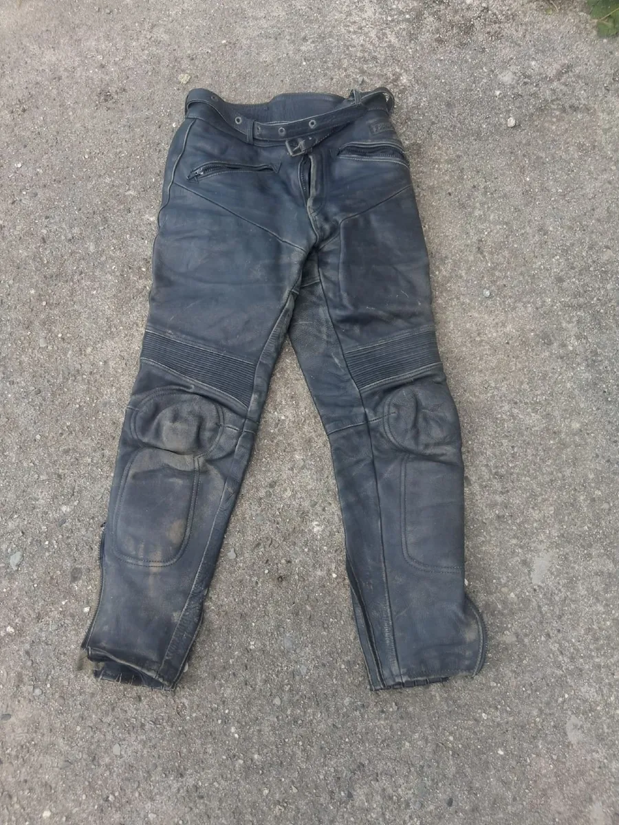 Leather biker pants and helmet - Image 3