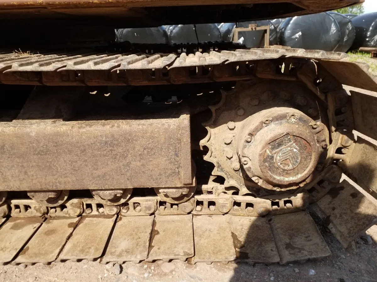 Case Poclain 488 8 ton Crawler Excavator - Image 4