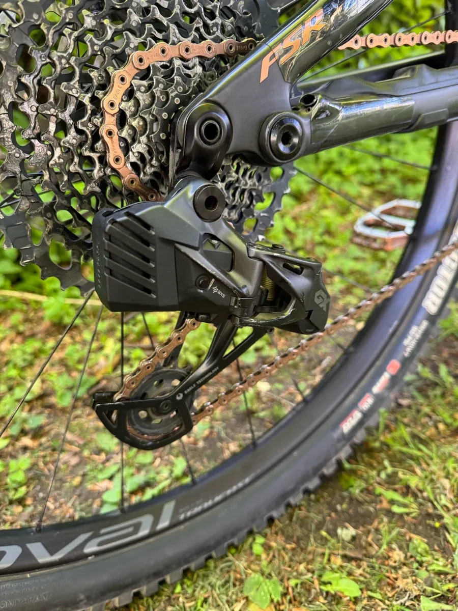 Electric S Works Levo SL - Image 4