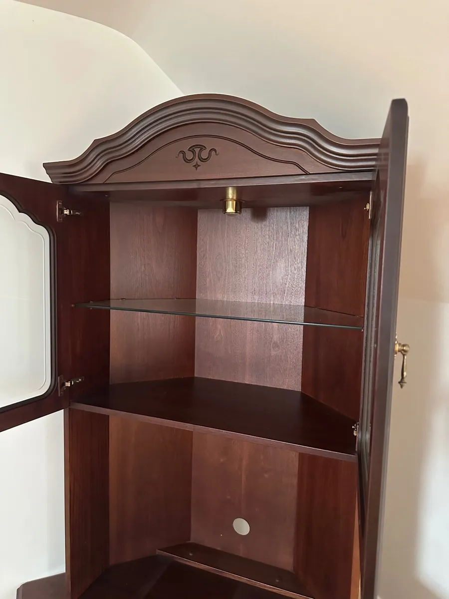 Display Cabinet - Image 3
