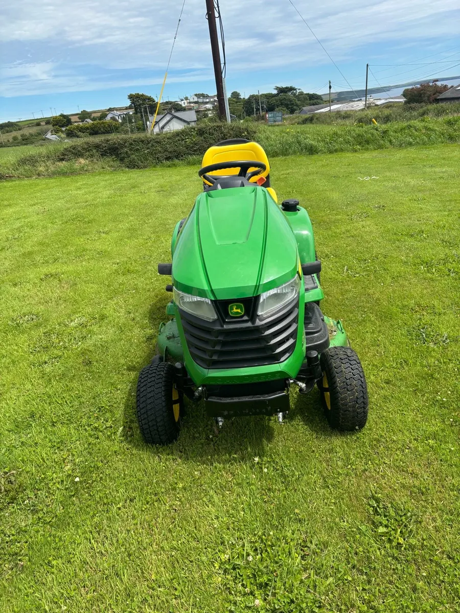 Ride on Lawnmower - Image 3