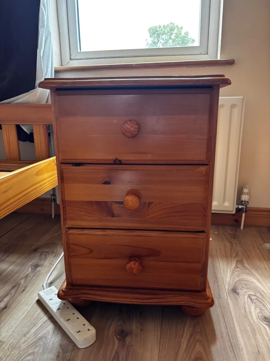 House clearance - Image 1