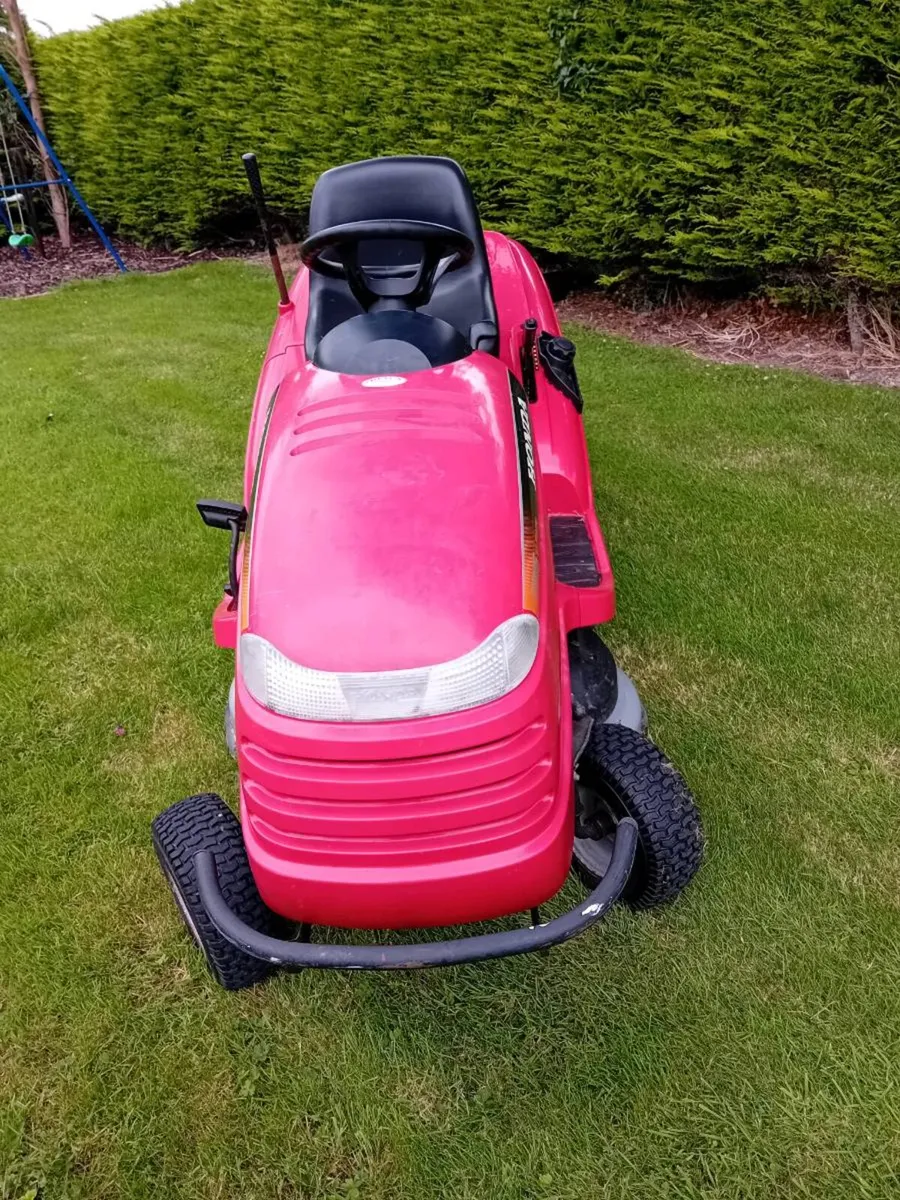 Ride on mower - Image 3