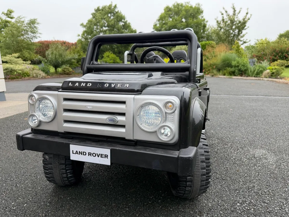 Land Rover Ride On Toy - Image 1