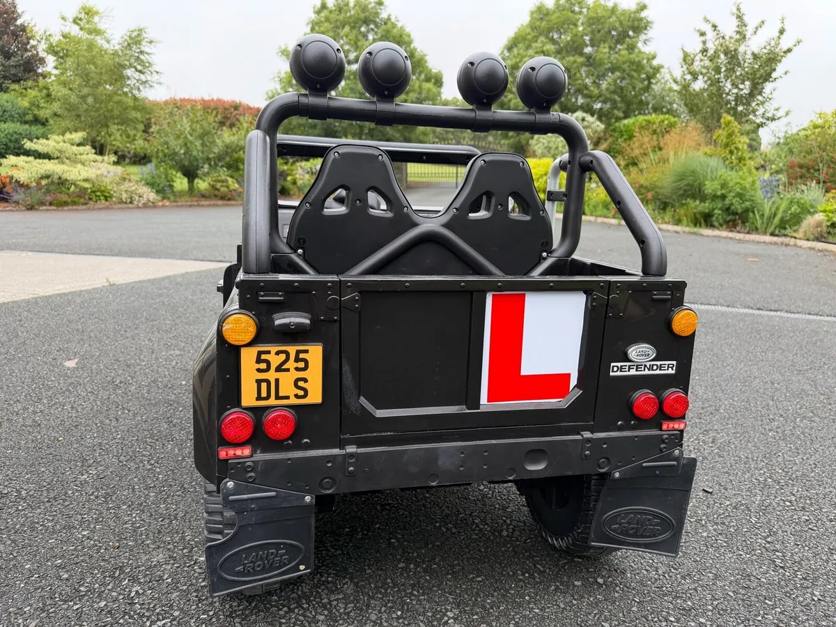 Land Rover Ride On Toy - Image 2