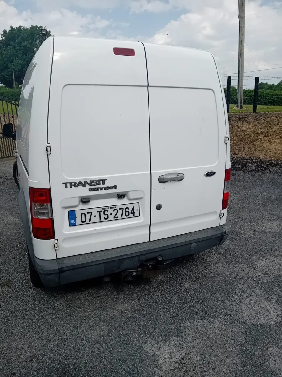 Ford Transit Connect - Image 2