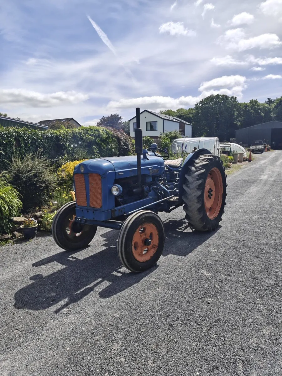 Vintage tractor 1955 Fordson Major - Image 2