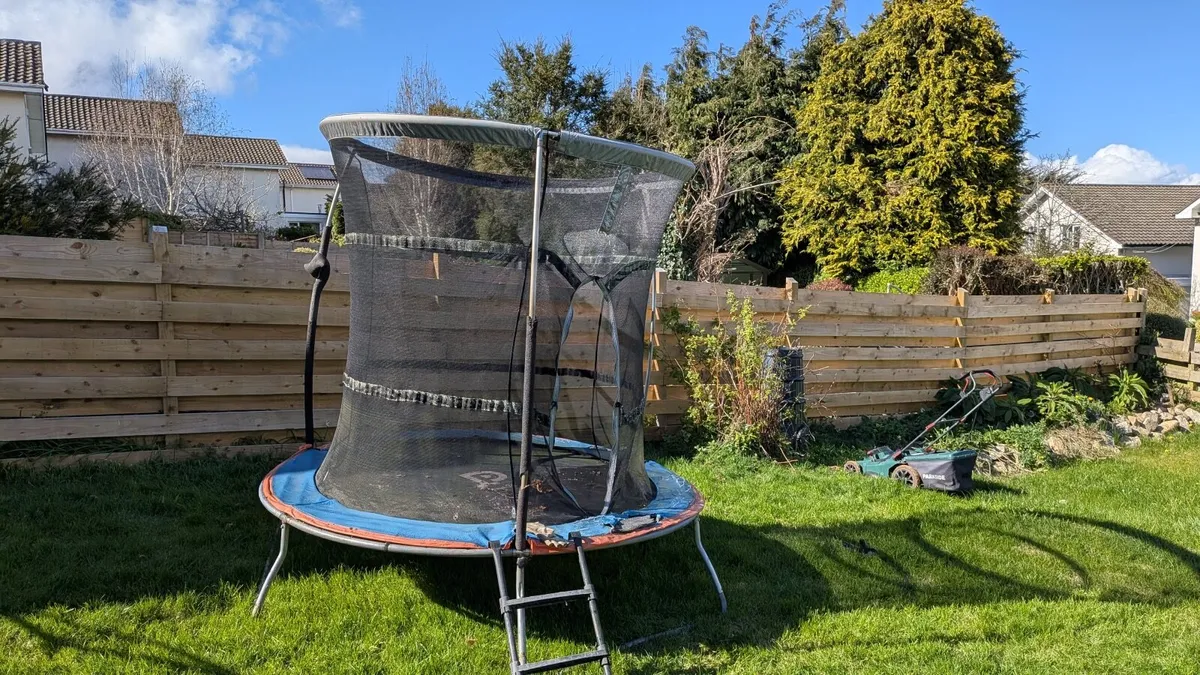Trampoline - Image 1