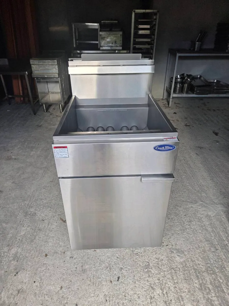 5 burner lpg gas fryer - Image 1