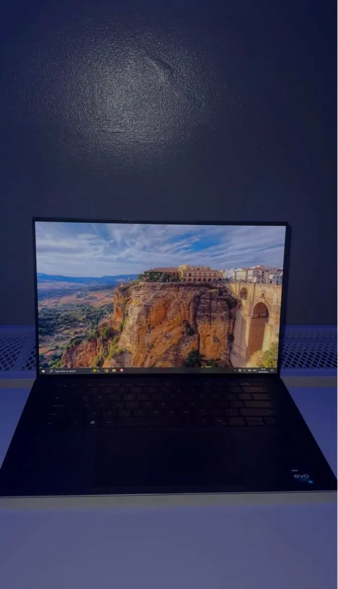 Intel i9 XPS OLED Laptop | 64GB RAM, 4TB SSD - Image 1