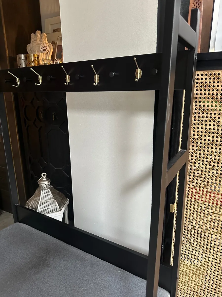 Coat rack seat - Image 3
