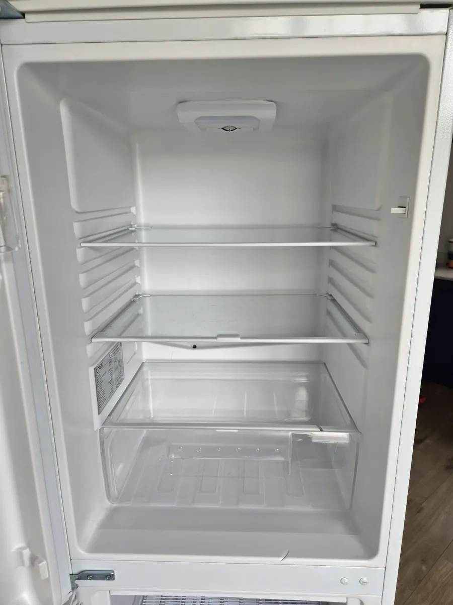 Fridge - Image 4