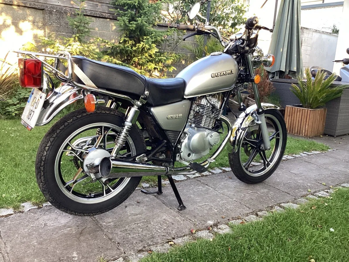 2018 Suzuki gn125 - Image 2