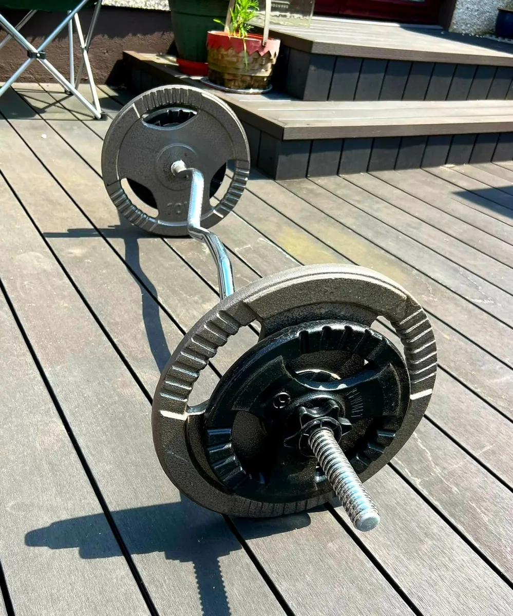 Tri grip weights + free standing squat/bench rack - Image 2