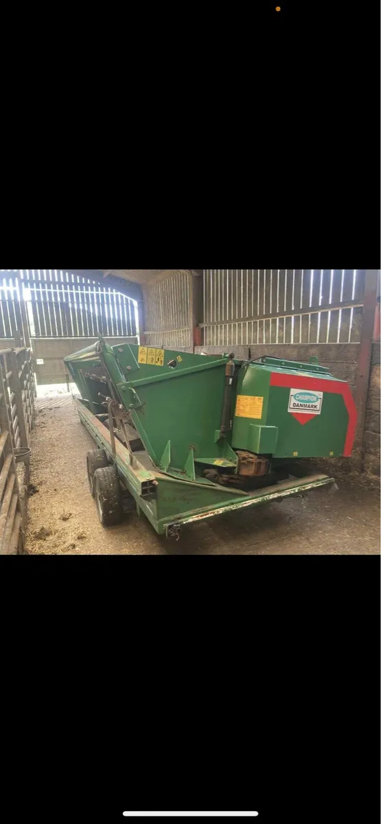 Wholecrop header for 6000 series John deer - Image 3