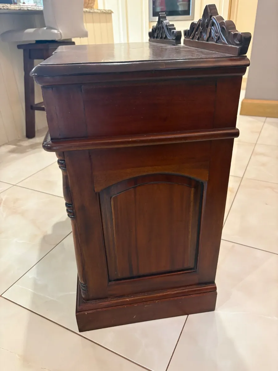 Solid Mahogany bedside table/locker - Image 2