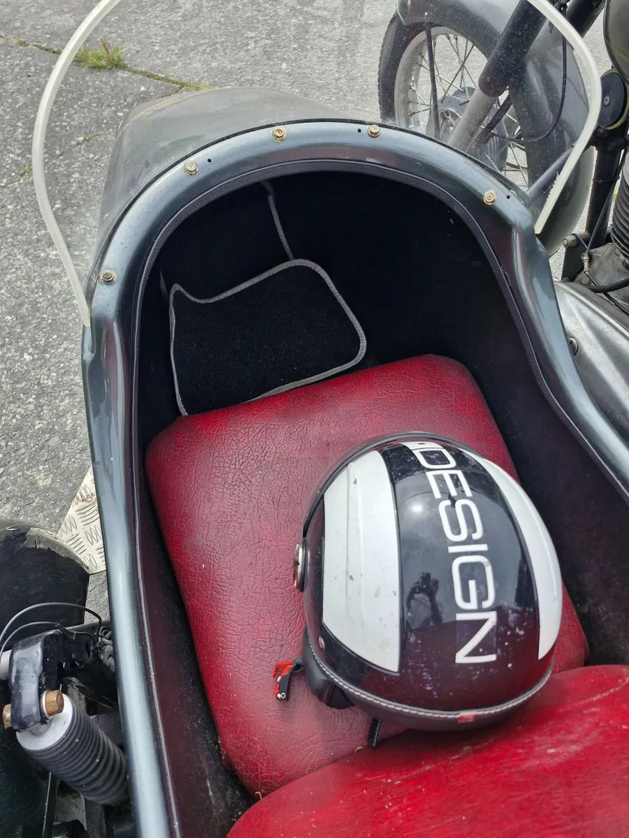 Royal Enfield Bullet 350cc with sidecar - Image 2