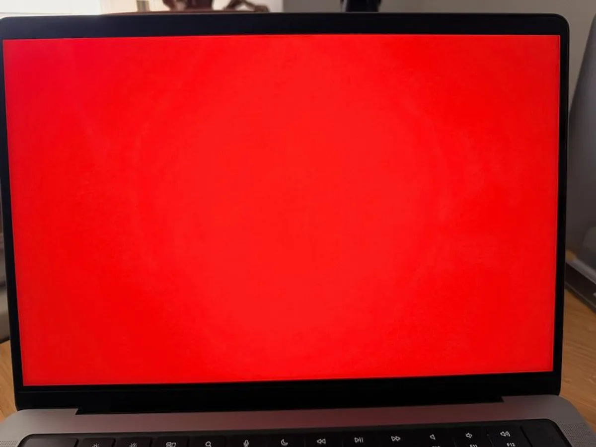 14 inch Macbook Pro M1 3 years old 90% battery - Image 2