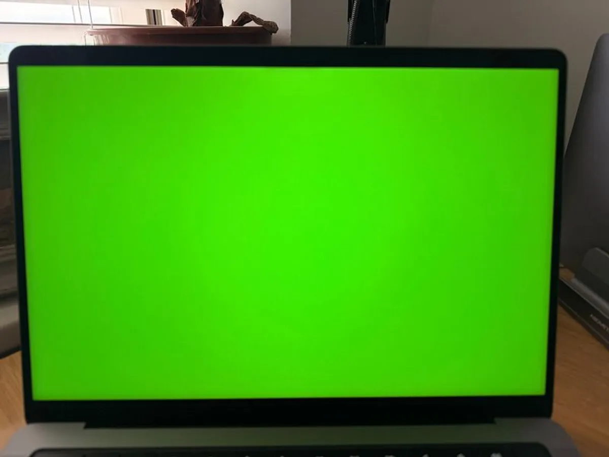 14 inch Macbook Pro M1 3 years old 90% battery - Image 3