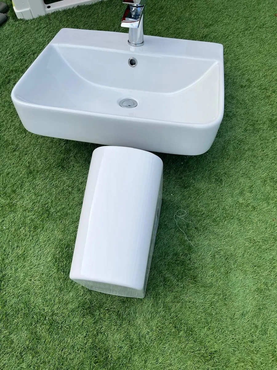 SONAS Bathroom Sink, Tap, Mixer, Pedistal - Image 3