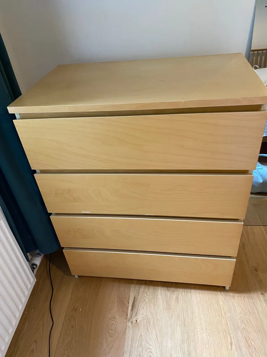 Chest of Drawers. - Image 1
