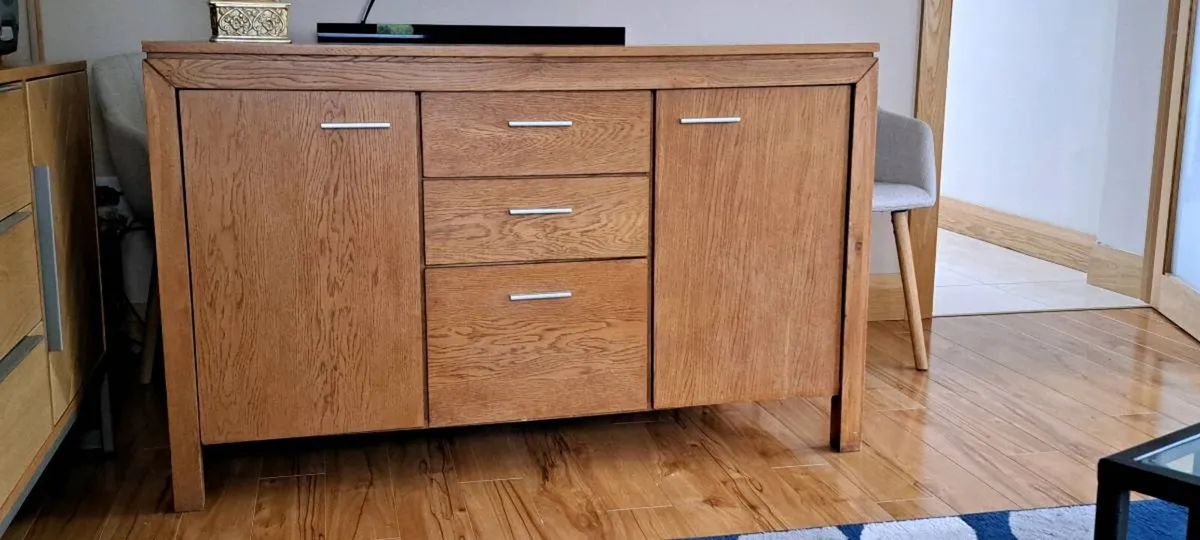 Sideboard with drawers - Image 1