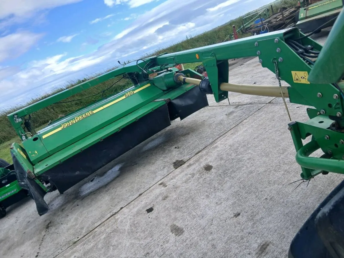 John Deere 1365 - Image 2