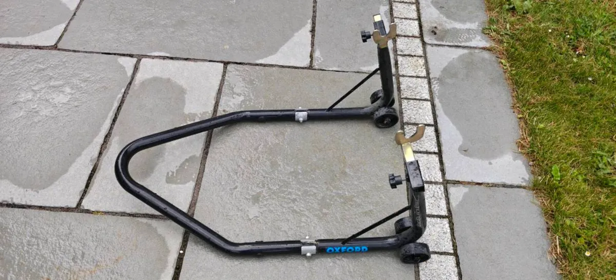 Head stock stand Kawasaki Suzuki honda paddock - Image 1