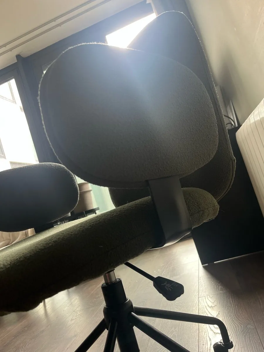 Bouclé Desk Chair - Image 3