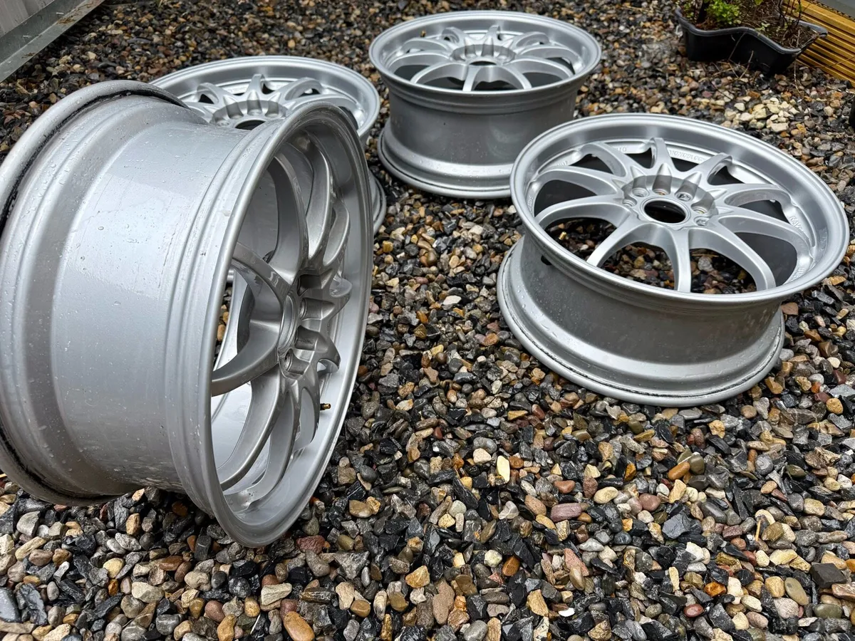 Rays CE28N like new 17” 7.5J 5x114.3 - Image 1