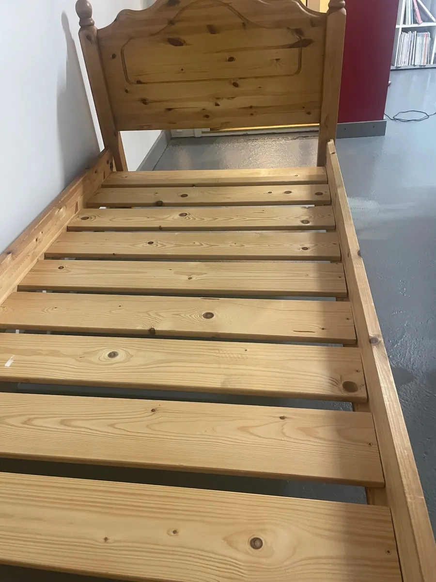 Bed - Image 4