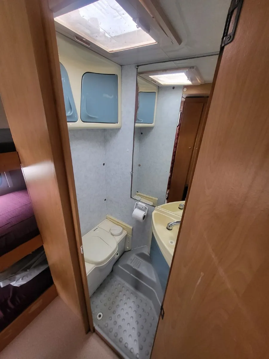 Caravan - Image 3