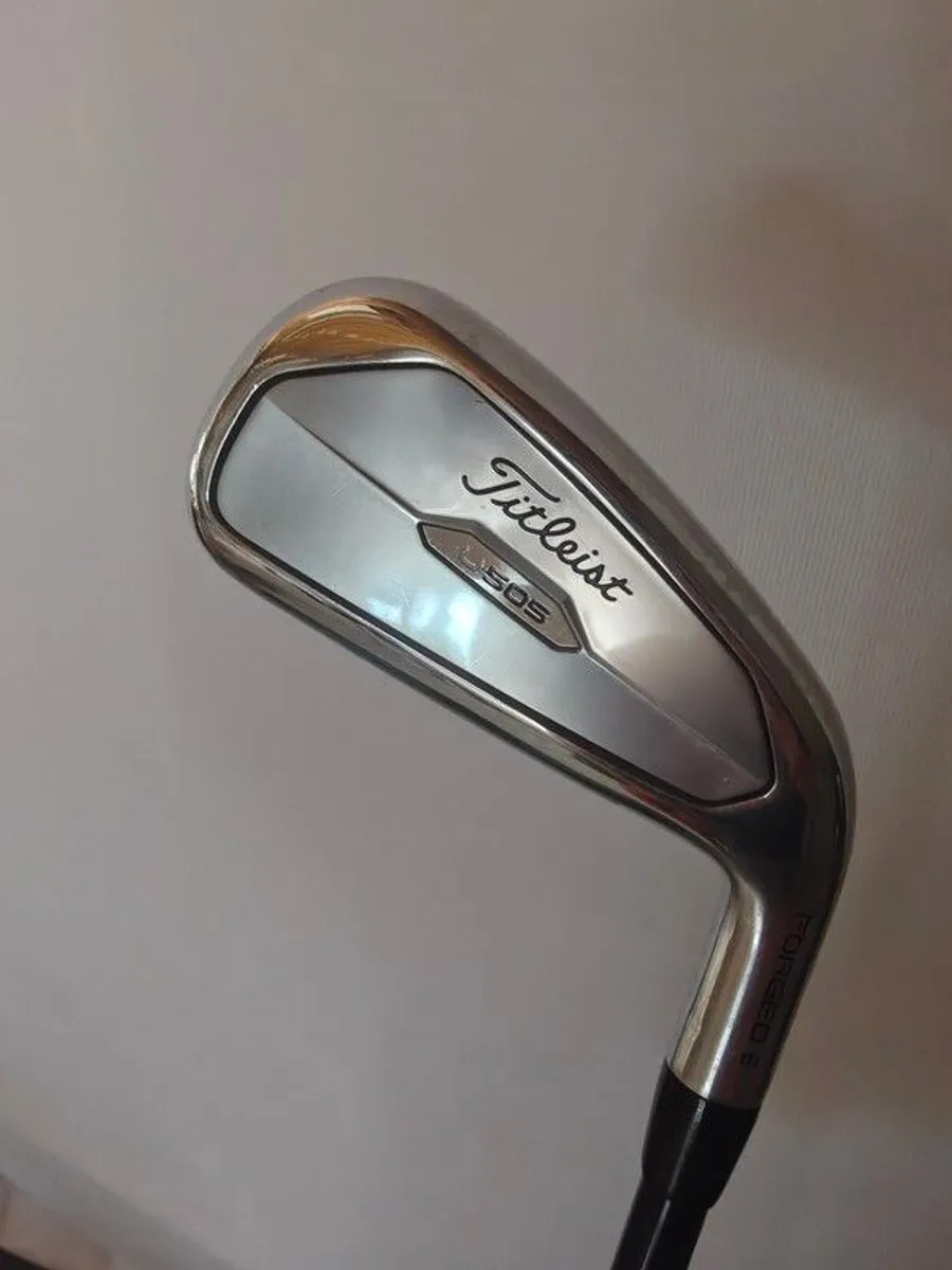Titleist u505 Driving iron - Image 1