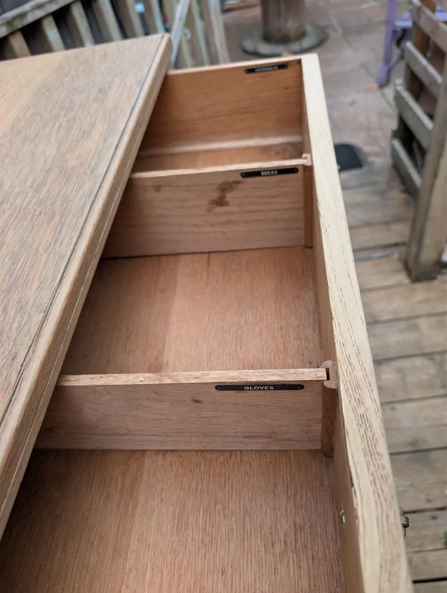 Vintage oak chest of drawers - Image 2
