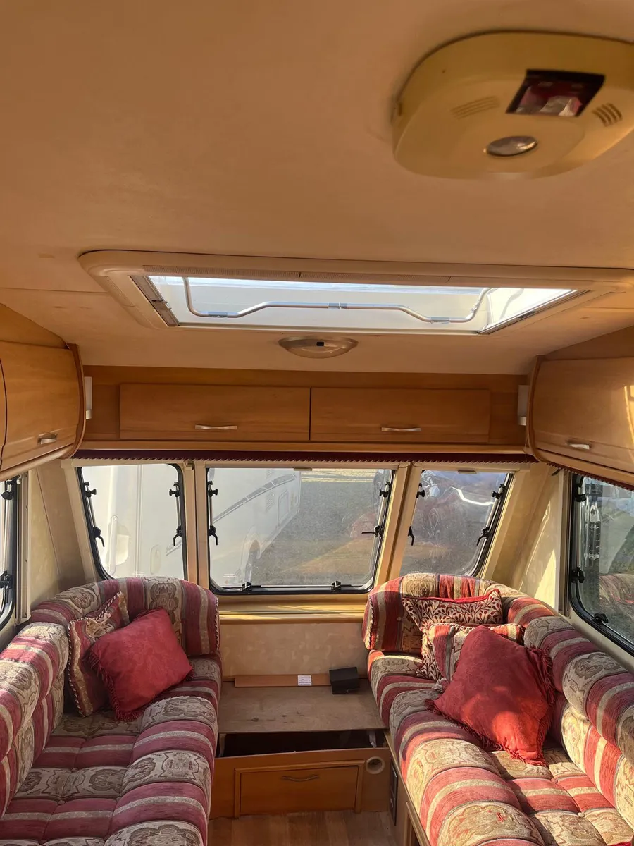 ✨BARGAIN SWIFT JURA 2 BERTH✨ - Image 3