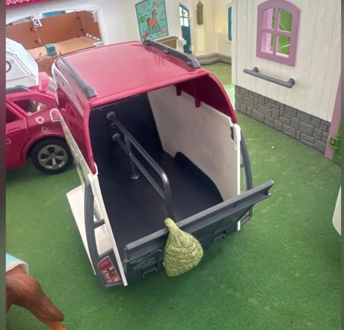 Schleich Car & Horse Trailer on Marketplace - Image 4