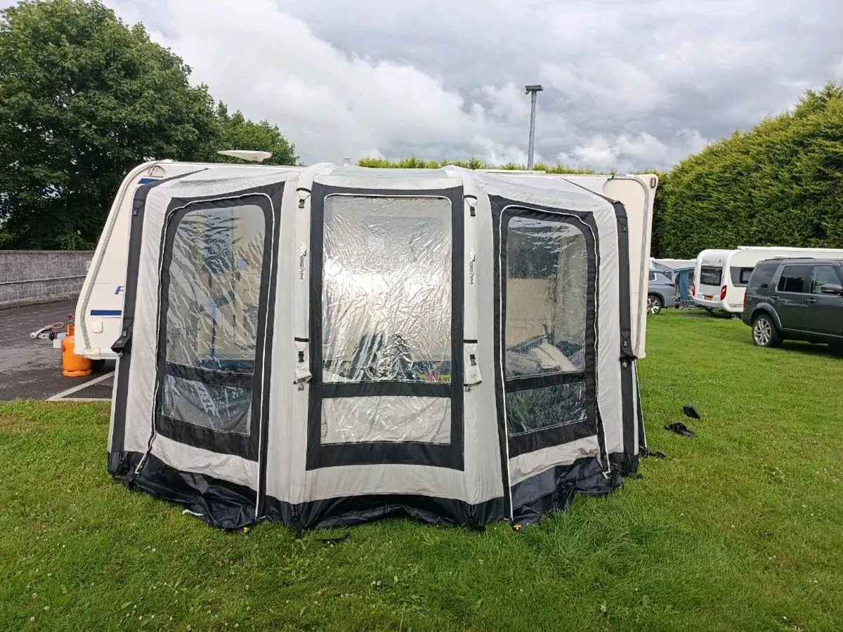 Caravan Vango air awning - Image 4