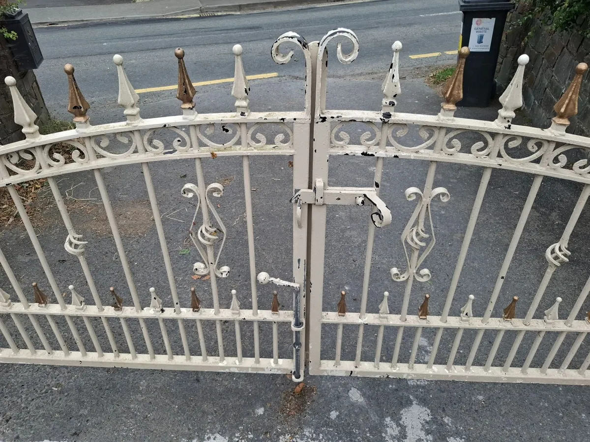 Household entrance gates - Image 2