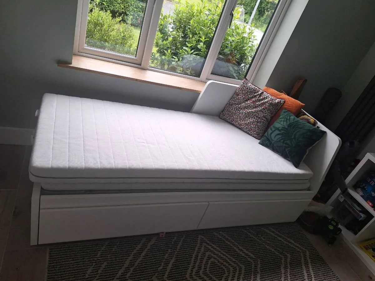 FLEKKE Day-bed w 2 drawers/2 mattresses - Image 2