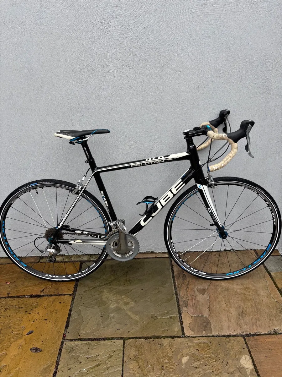 Cube Peloton road bike 58cm - Image 1