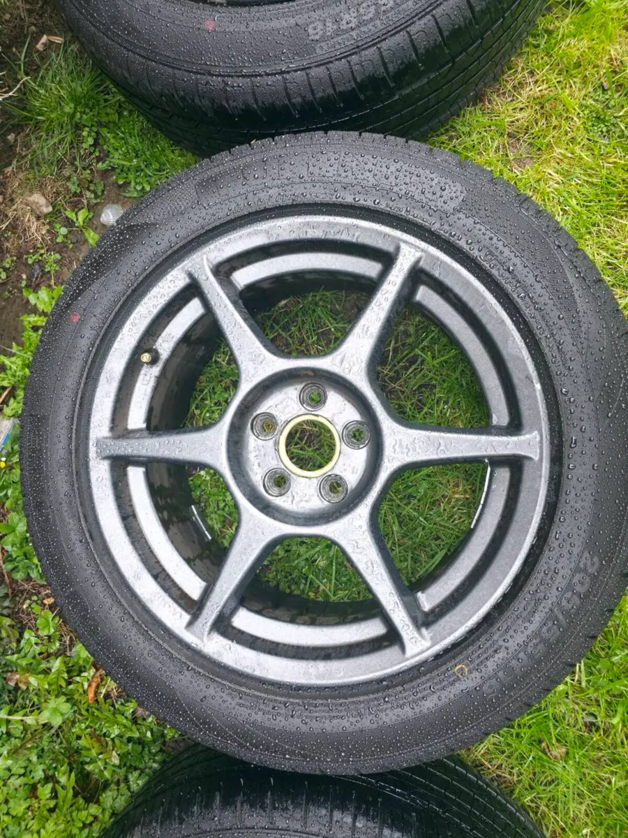 Buddy Club P1 16x7J ET43 5x100 New tyres 205/55 - Image 4