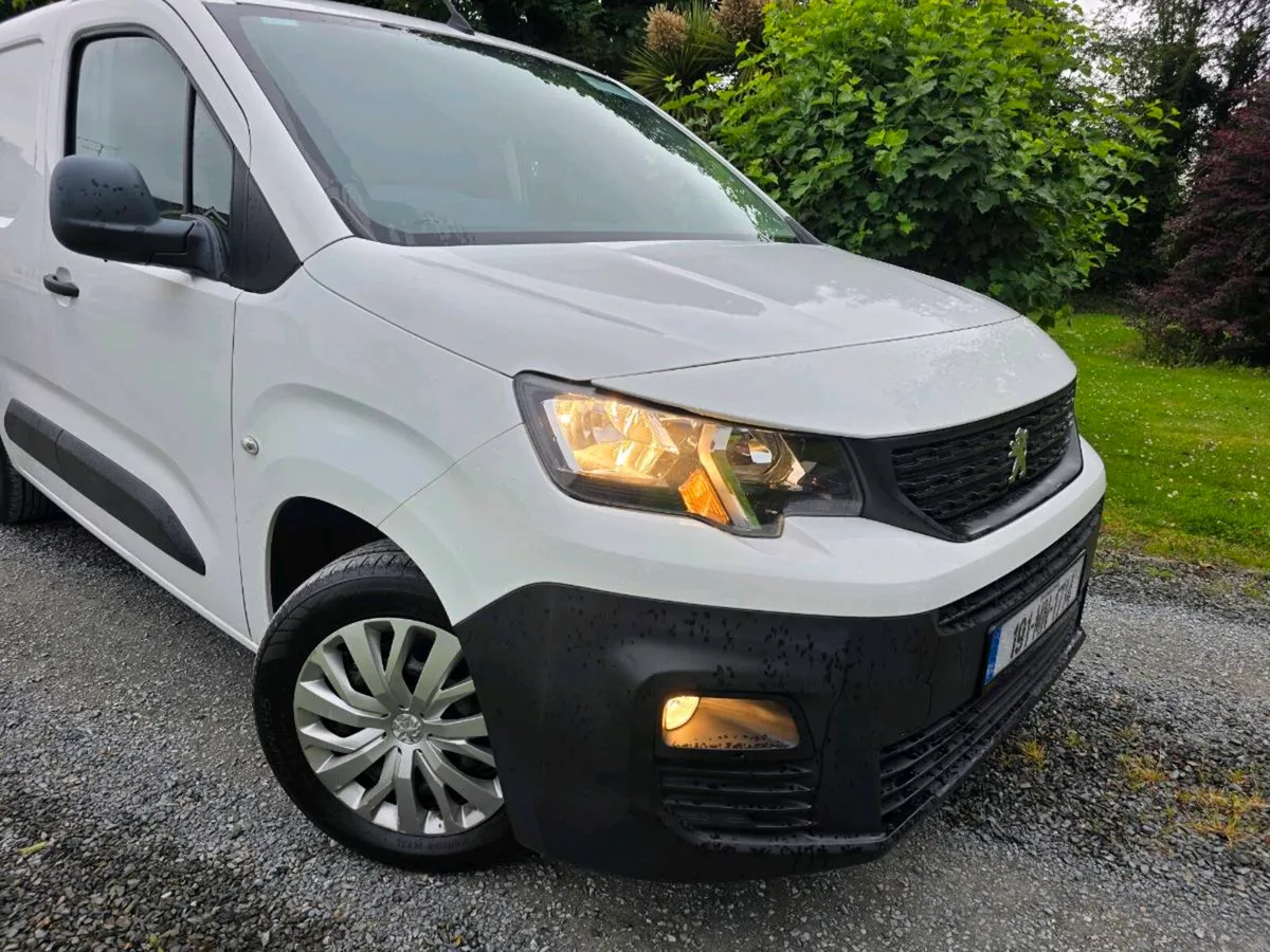 2019 Peugeot Partner - Image 3