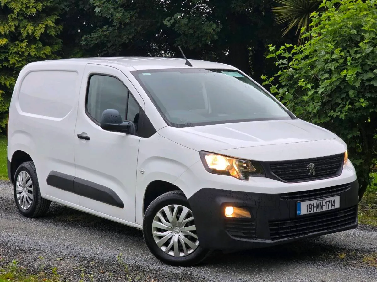 2019 Peugeot Partner - Image 4