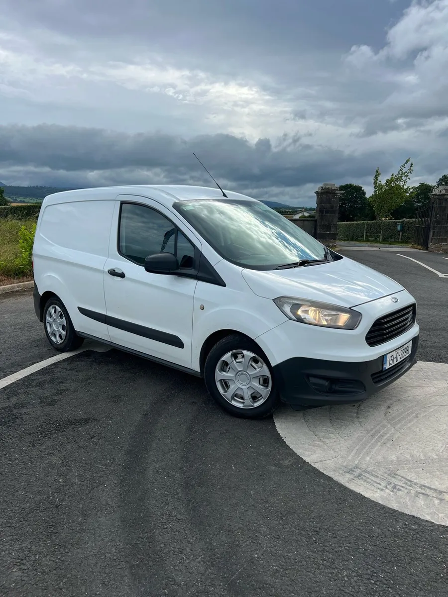 Ford Transit Courier - Image 1