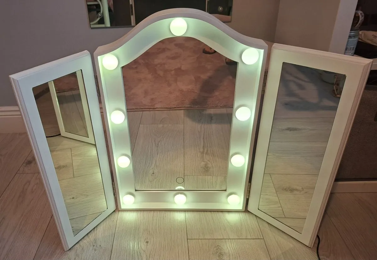Led mirror - Image 1
