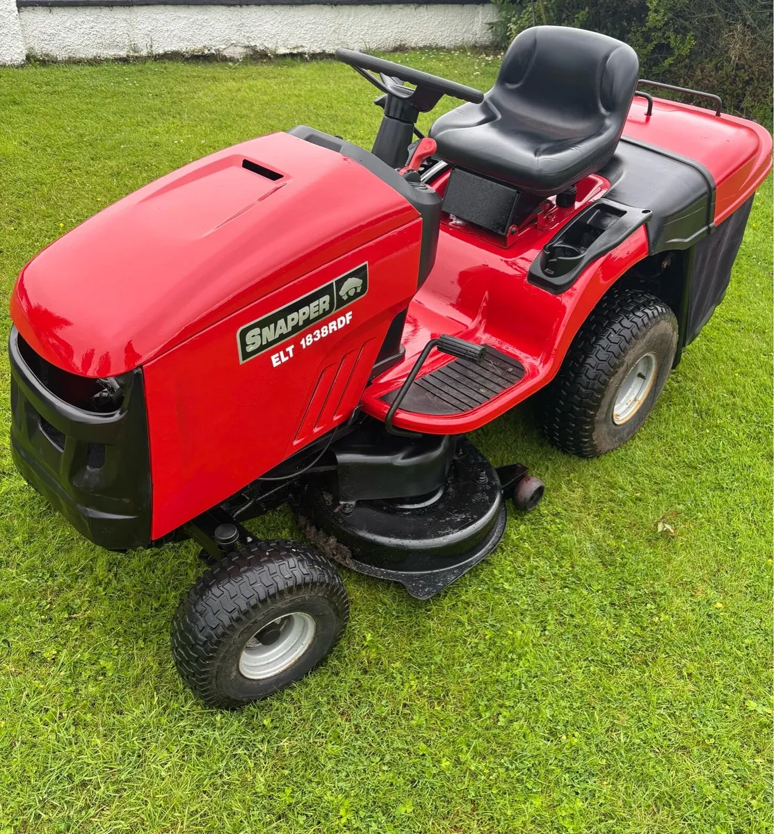 Snapper ride on mower - Image 2
